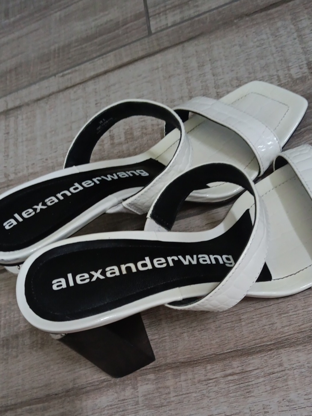 ALEXANDER WANG..BLOCK HEEL MULES..SIZE 38.5 - Picture 5 of 9